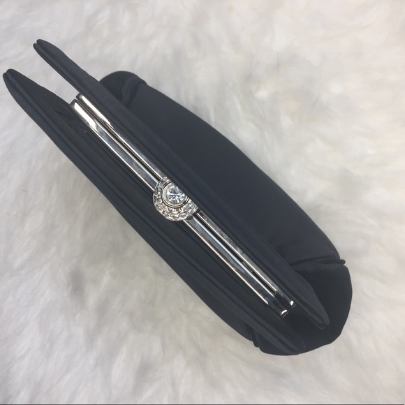 Valerie Stevens clutch - Picture 8 of 16